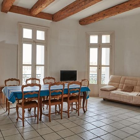 Grand Appartement Au Coeur De セット エクステリア 写真