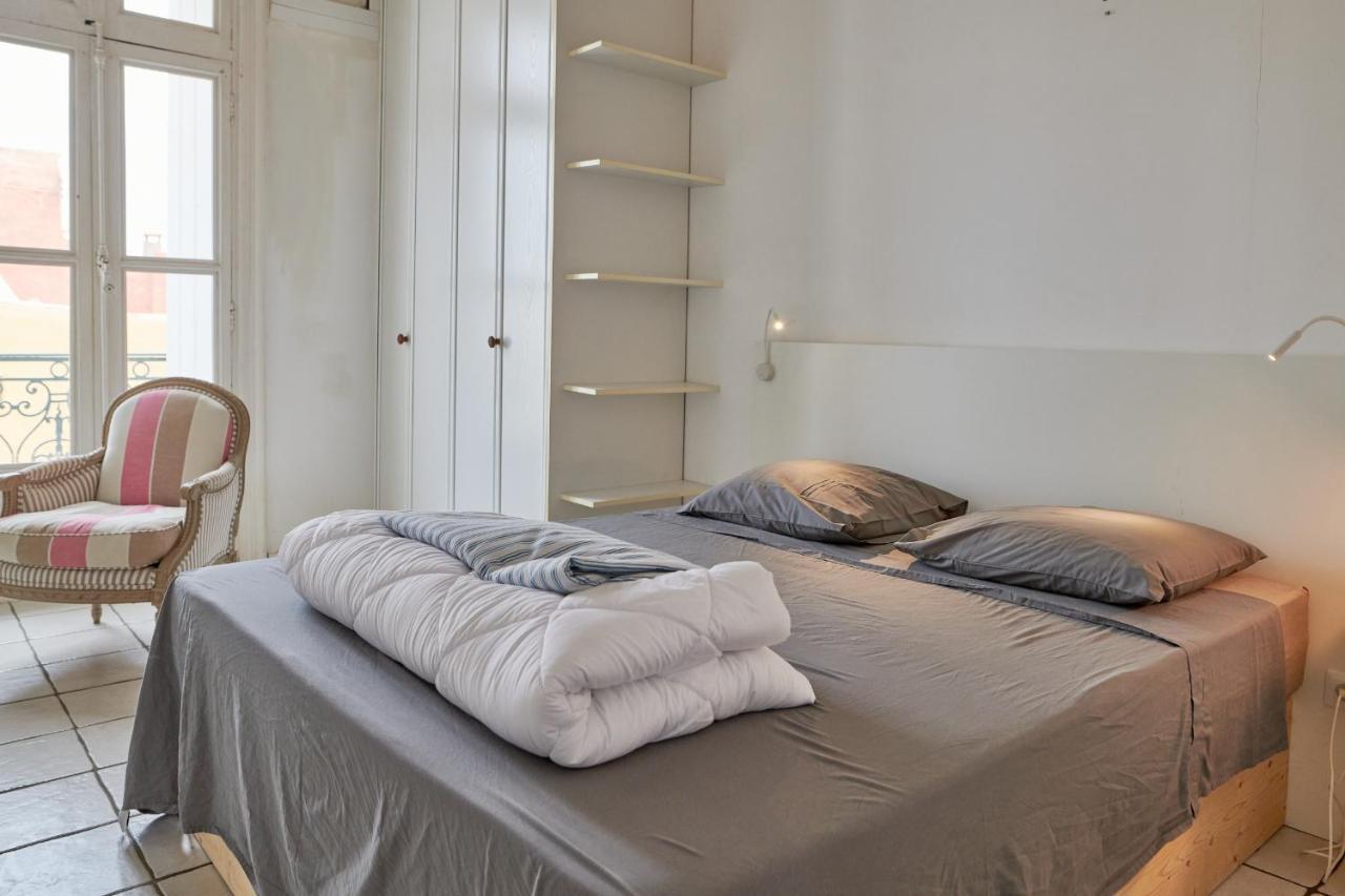 Grand Appartement Au Coeur De セット エクステリア 写真