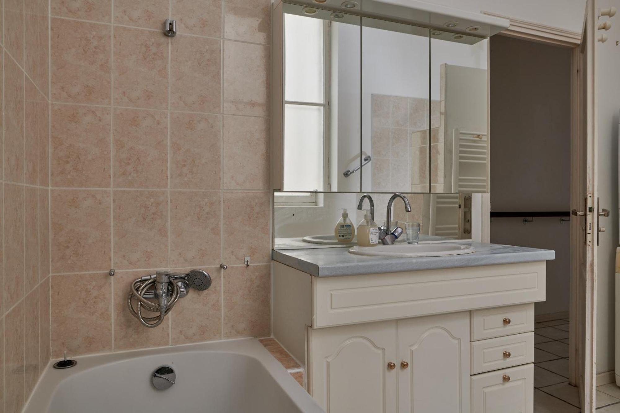 Grand Appartement Au Coeur De セット エクステリア 写真